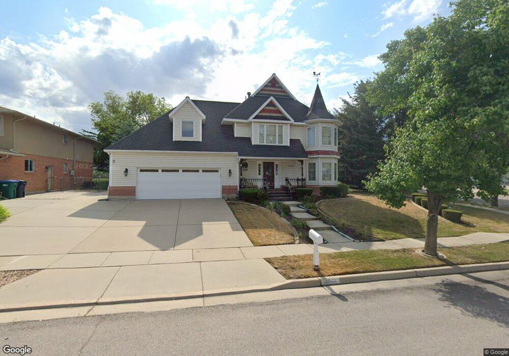 8567 S Mivu Cir, Sandy, UT 84093 - photo 1