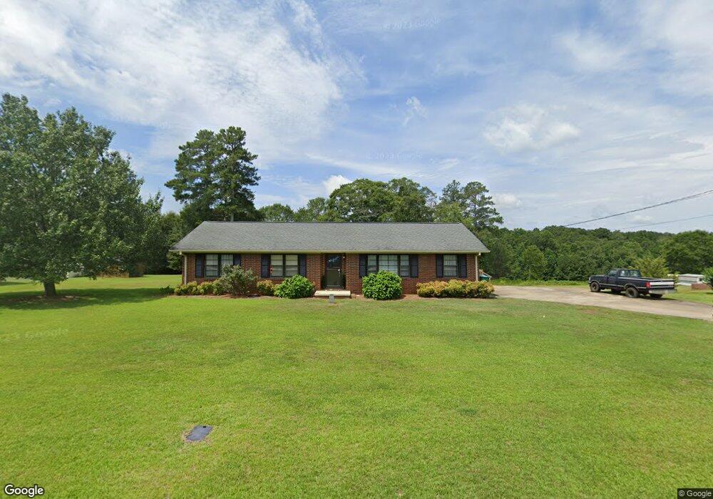 1239 Crestview Dr, Elberton, GA 30635 - photo 1
