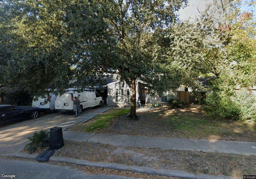 7627 Woodland West Dr, Houston, TX 77040 - photo 1