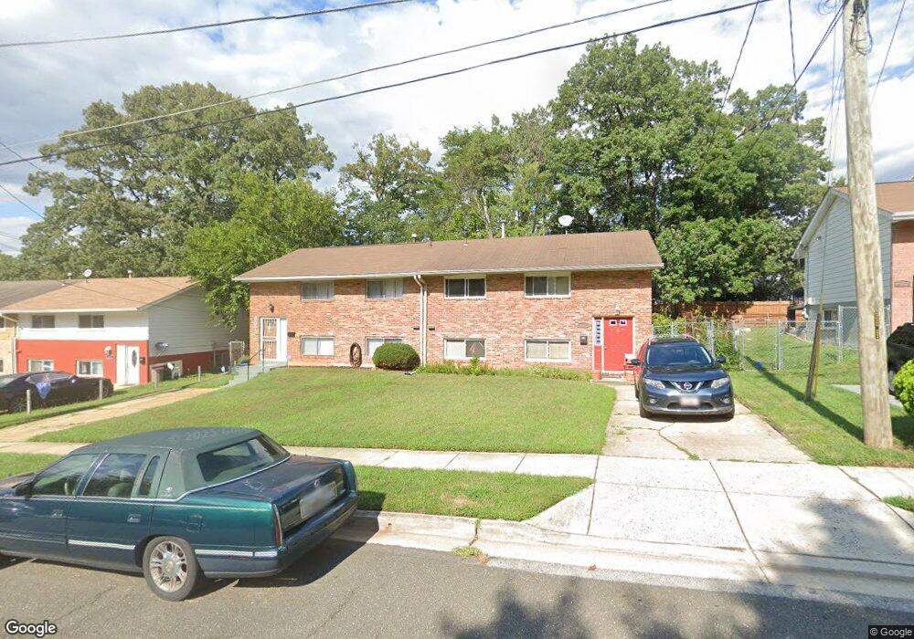 805 Booker Place, Capitol Heights, MD 20743 - photo 1