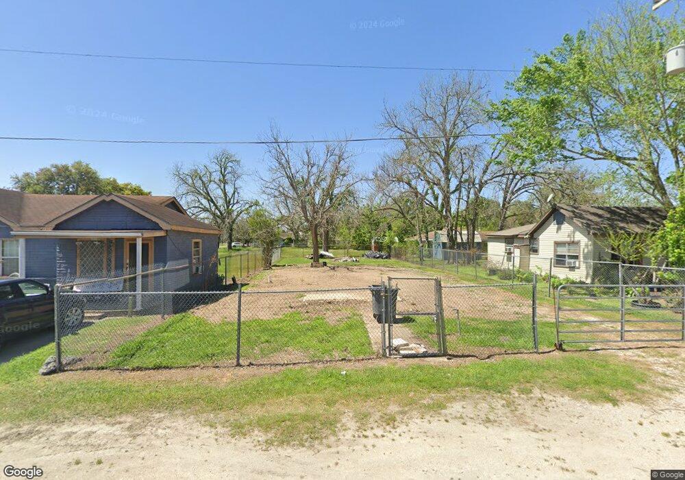 3116 Avenue C, Bay City, TX 77414 - photo 1
