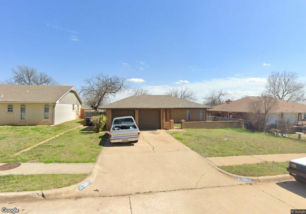 1508 Sequoyah St, Moore, OK 73160 - photo 1
