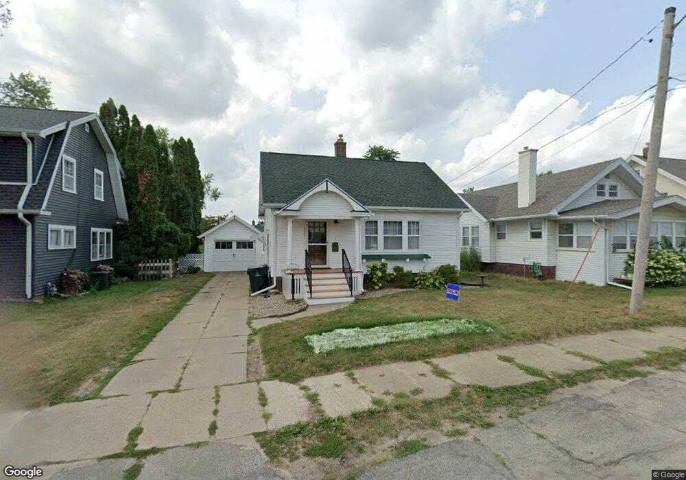 427 26th St SE, Cedar Rapids, IA 52403 - photo 1