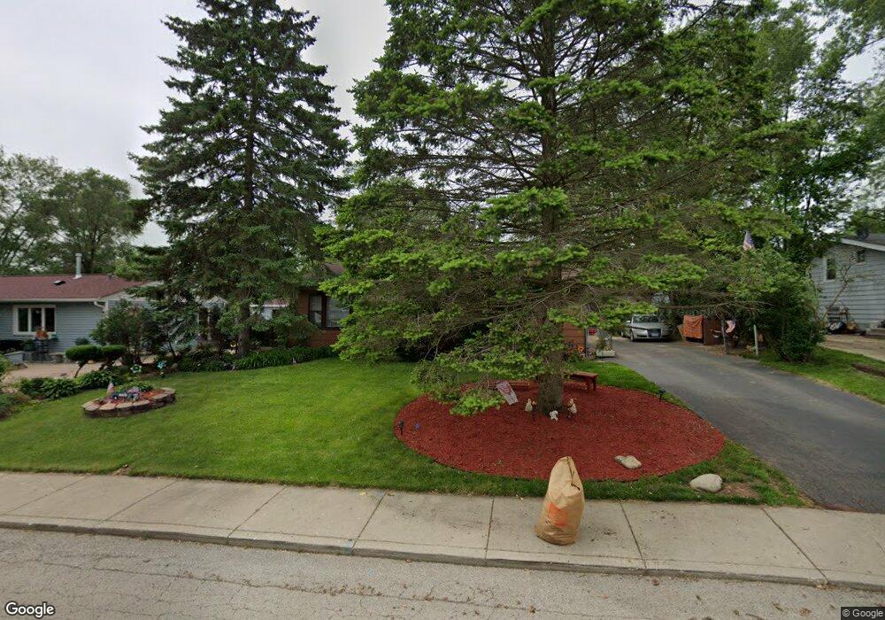 223 Ensenada Dr, Carpentersville, IL 60110 - photo 1