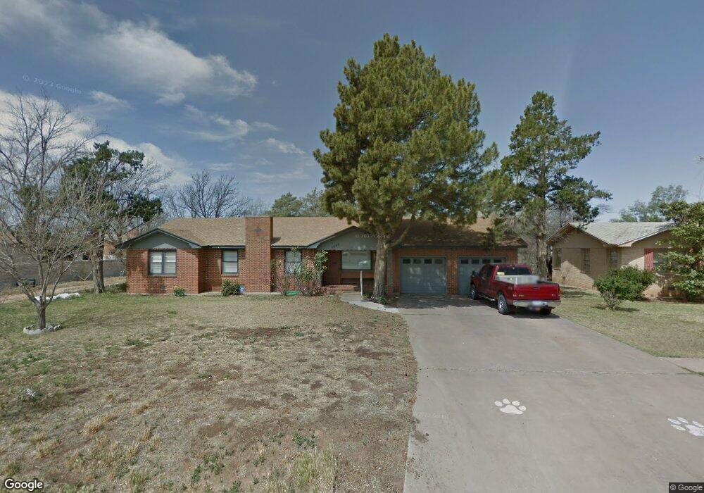 1205 Vernon St, Plainview, TX 79072 - photo 1