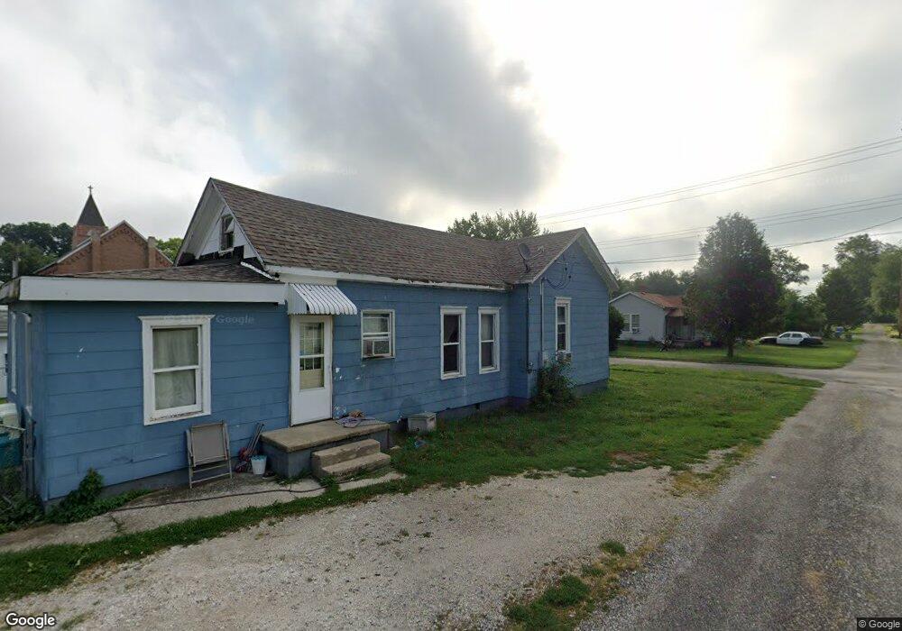 121 N Cass St, Virginia, IL 62691 - photo 1