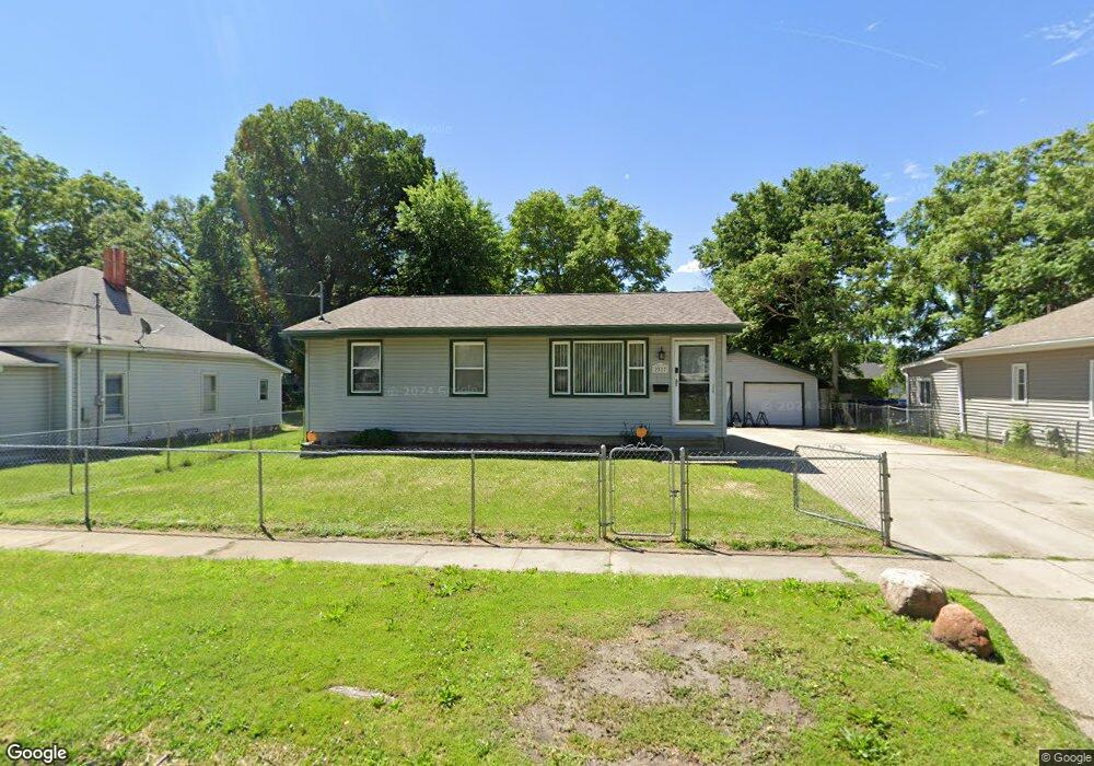 2527 Lyon St, Des Moines, IA 50317 - photo 1