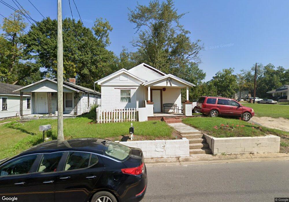 1155 E Burdeshaw St, Dothan, AL 36303 - photo 1