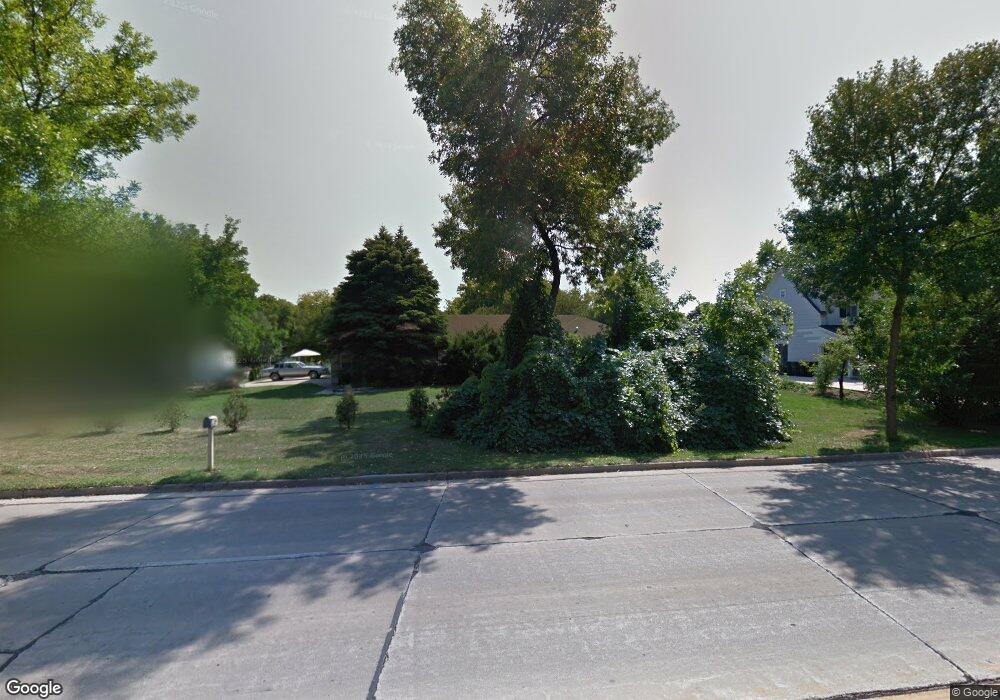 11605 Watertown Plank Rd, Milwaukee, WI 53226 - photo 1