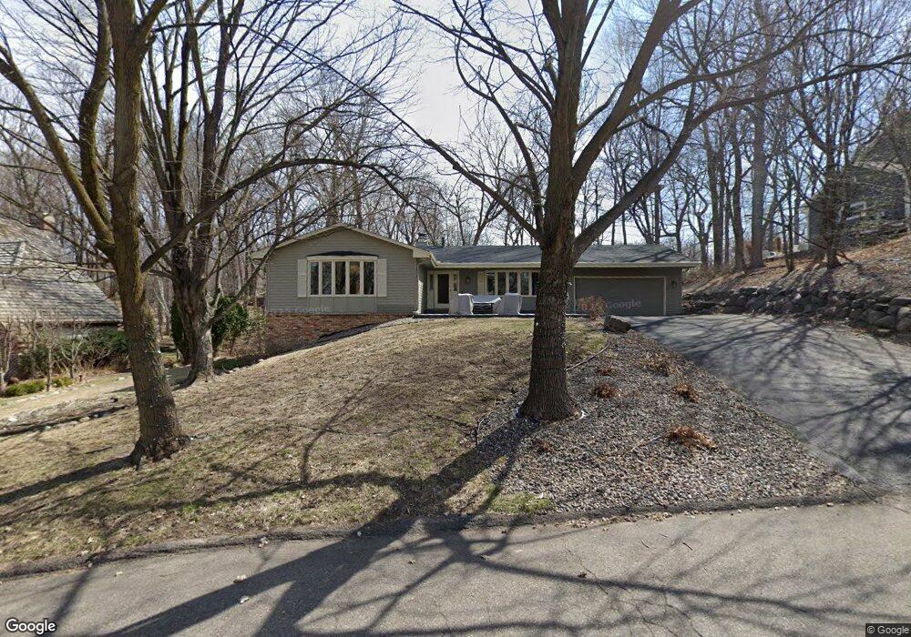 16401 Limerick Ln, Minnetonka, MN 55345 - photo 1