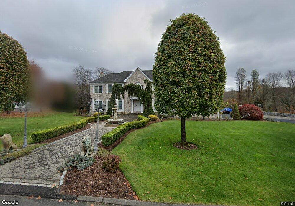 5 Pond View Dr, Newtown, CT 06470 - photo 1