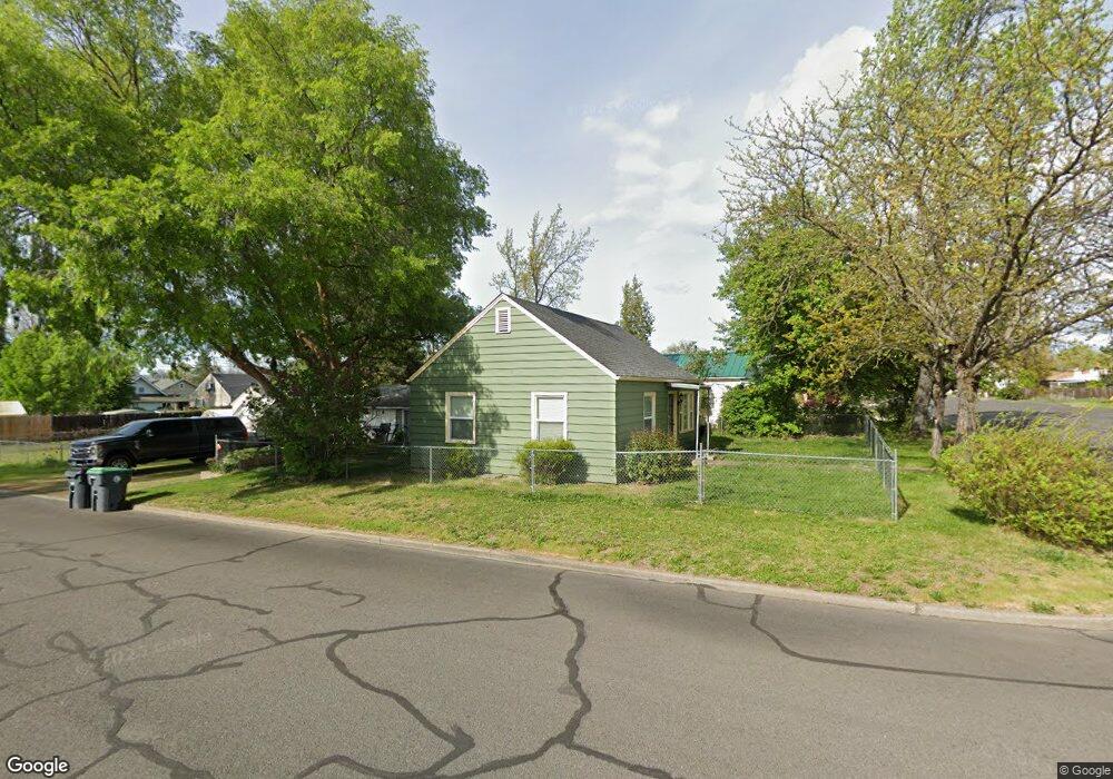 513 Alder St, Central Point, OR 97502 - photo 1