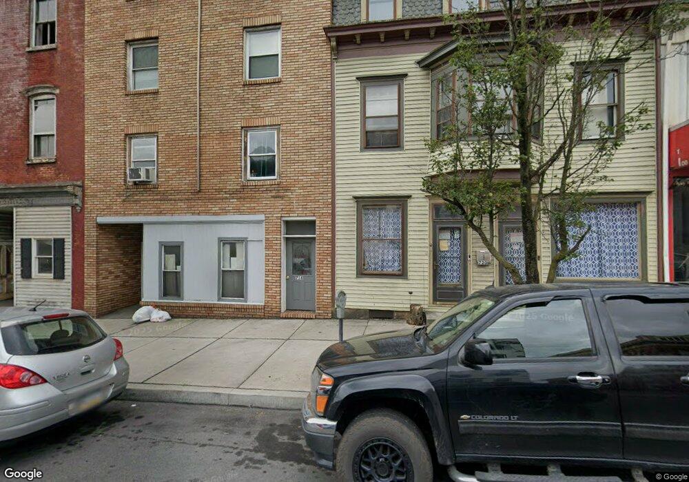 718 Centre St unit 4, Ashland, PA 17921 - photo 1
