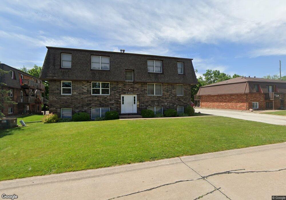 2423 E 50th St, Davenport, IA 52807 - photo 1
