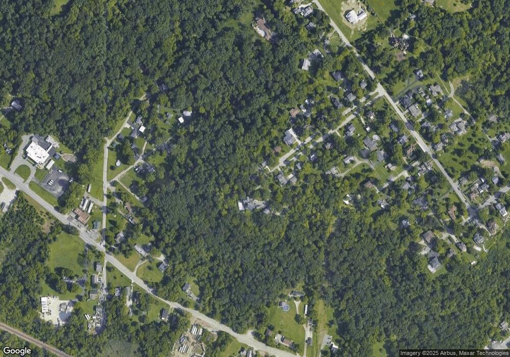 1330 Ridgeway Ave, New Albany, IN 47150 - photo 1