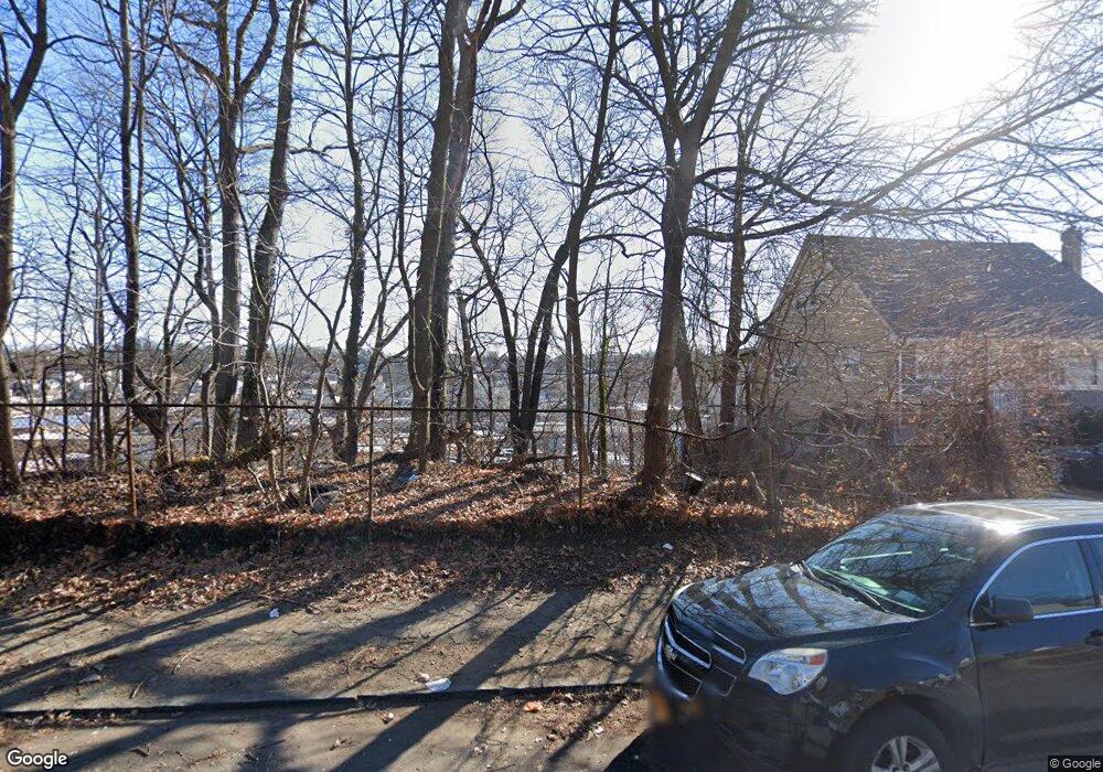 246 Woodland Ave, Yonkers, NY 10703 - photo 1