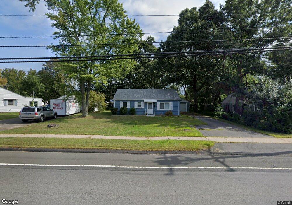 210 Old County Rd, Windsor Locks, CT 06096 - photo 1