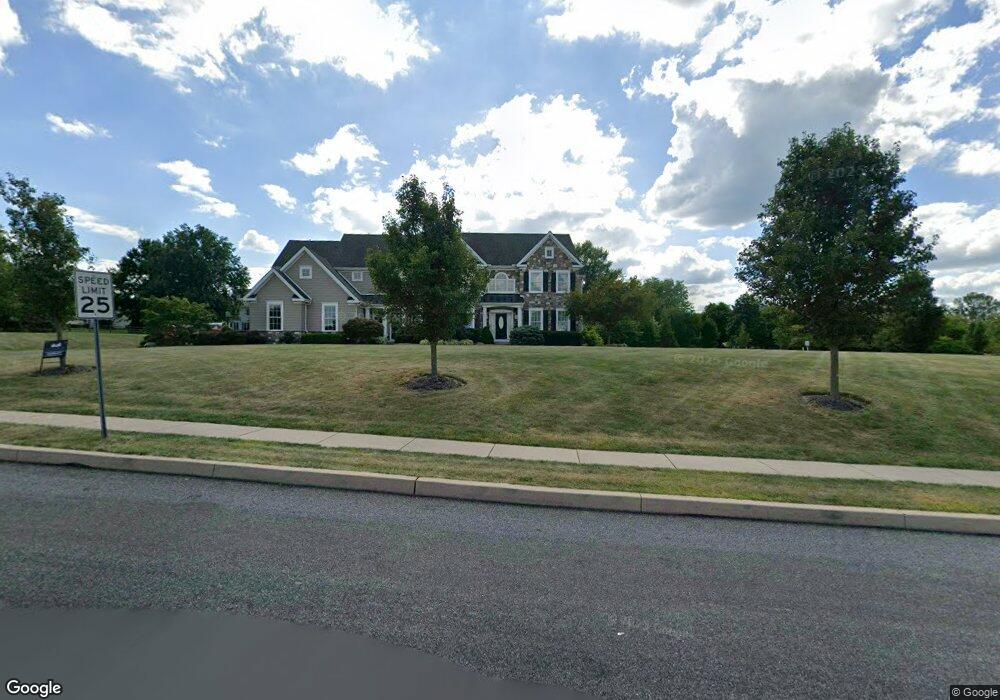 354 Alexander Dr, Telford, PA 18969 - photo 1