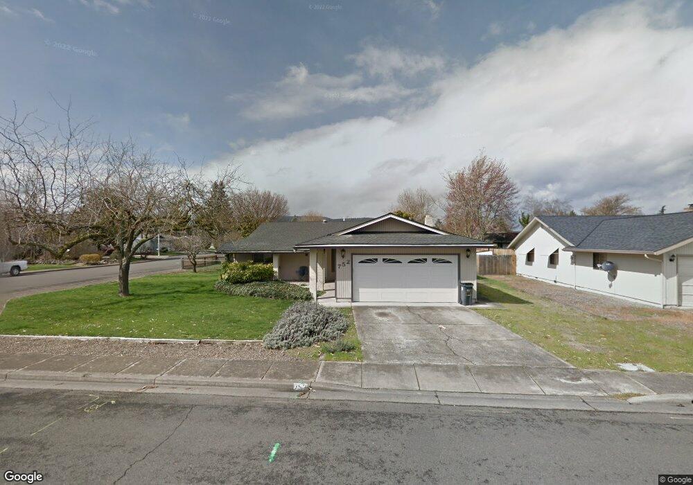 752 Sandra Ln unit 3, Central Point, OR 97502 - photo 1