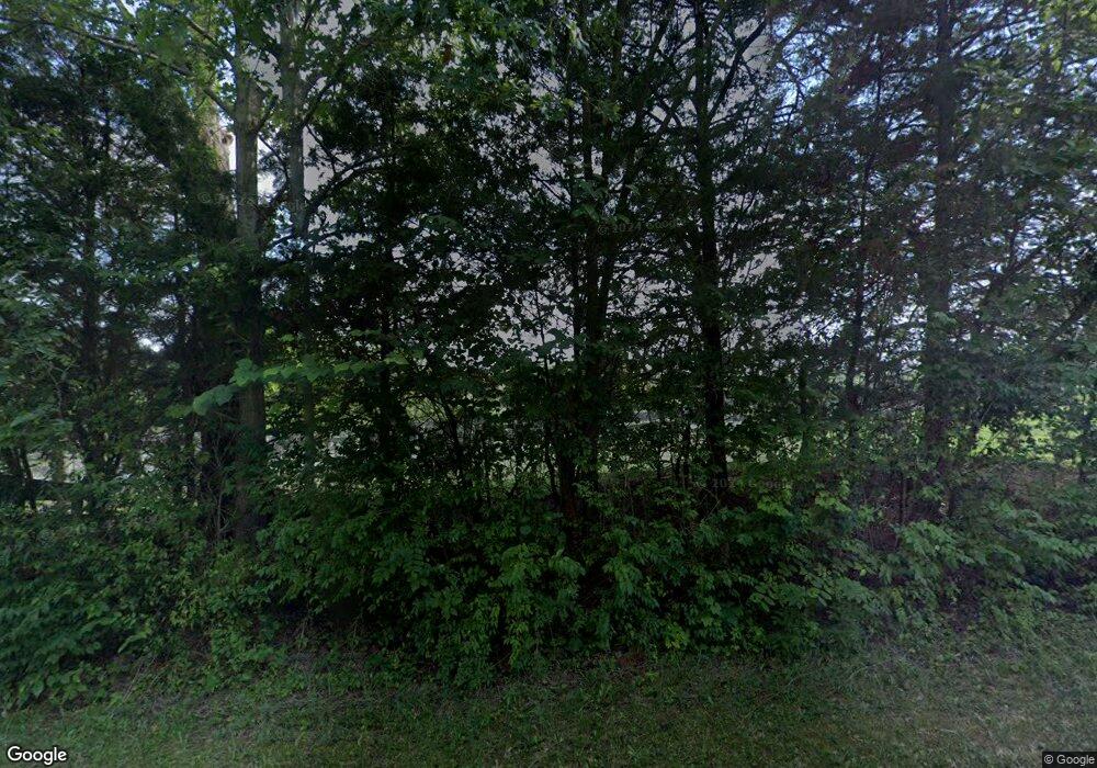 420 Parsons Ln, Harrodsburg, KY 40330 - photo 1