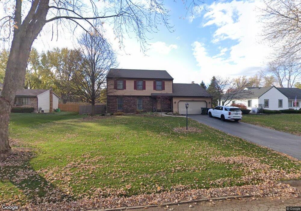 662 W Surrey Ln, Algonquin, IL 60102 - photo 1