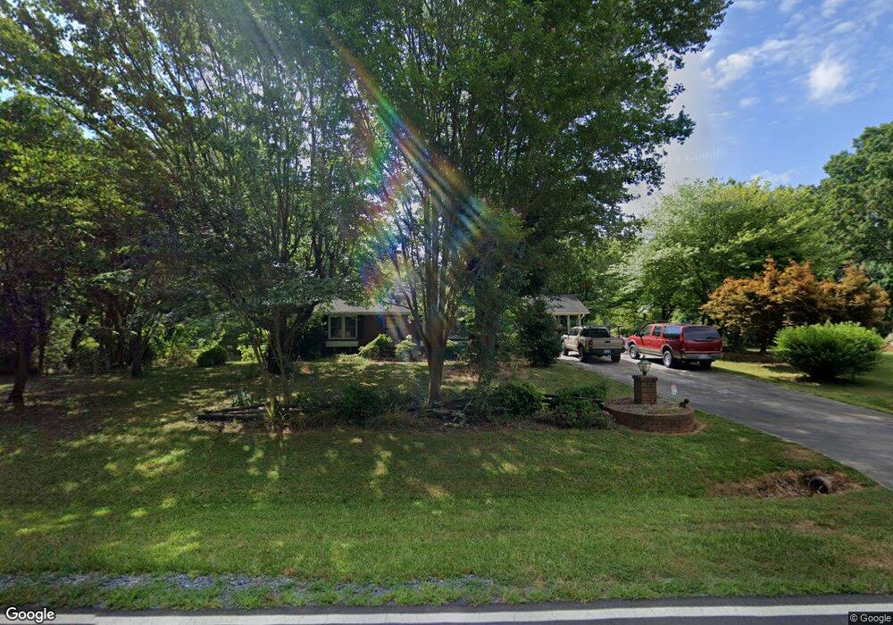 1098 Jarvis Miller Rd, Asheboro, NC 27205 - photo 1