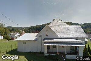 912 E 1st St, Mannington, WV 26582
