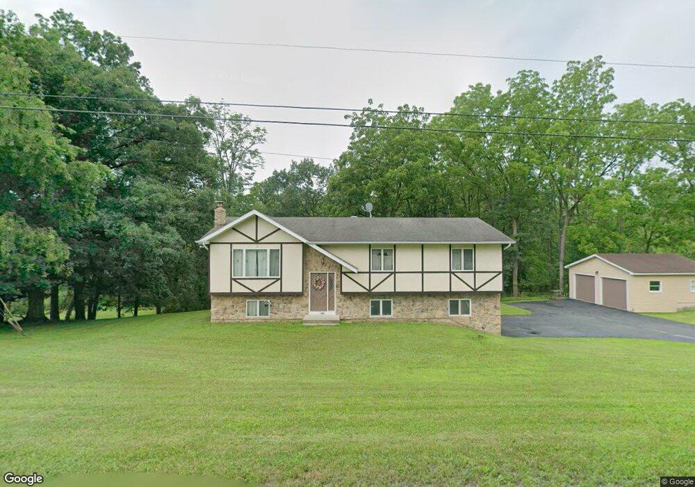 1461 Hickory Ln, Bath, PA 18014 - photo 1