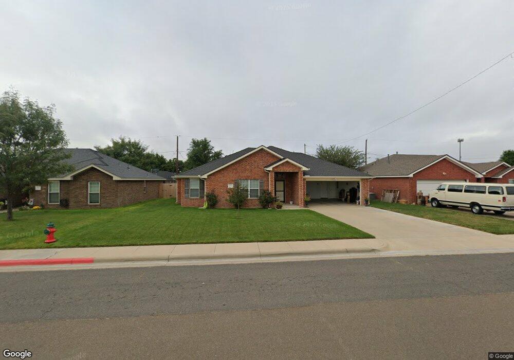 924 Braden, Dumas, TX 79029 - photo 1