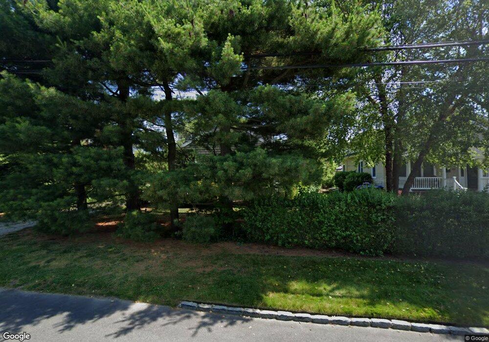 184 Academy St, Bayport, NY 11705 - photo 1