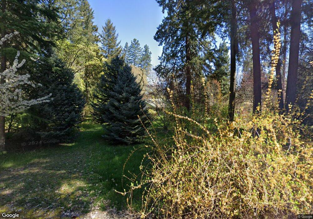 201 Whispering Pines Ln, Grants Pass, OR 97527 - photo 1