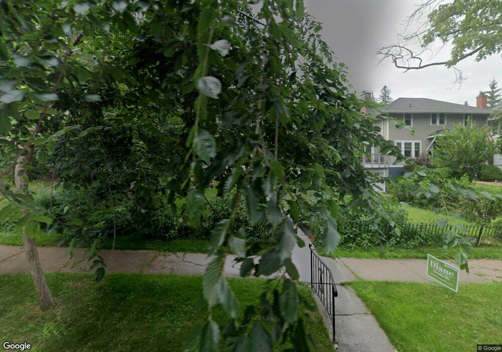 2921 E 1st St, Duluth, MN 55812 - photo 1