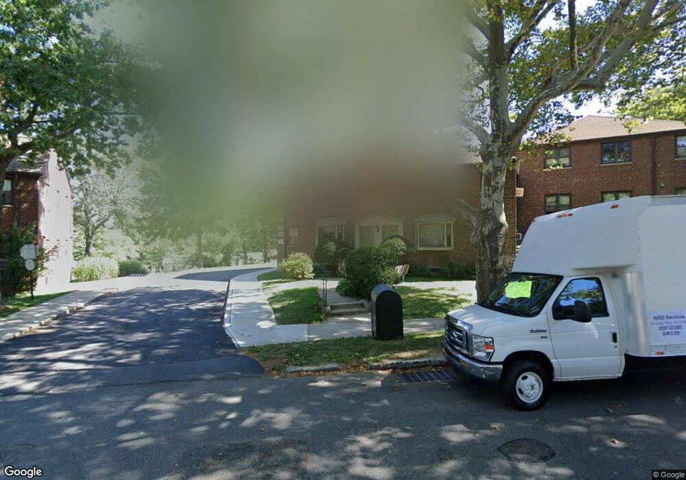 5787 246th Crescent unit ST, Little Neck, NY 11362 - photo 1