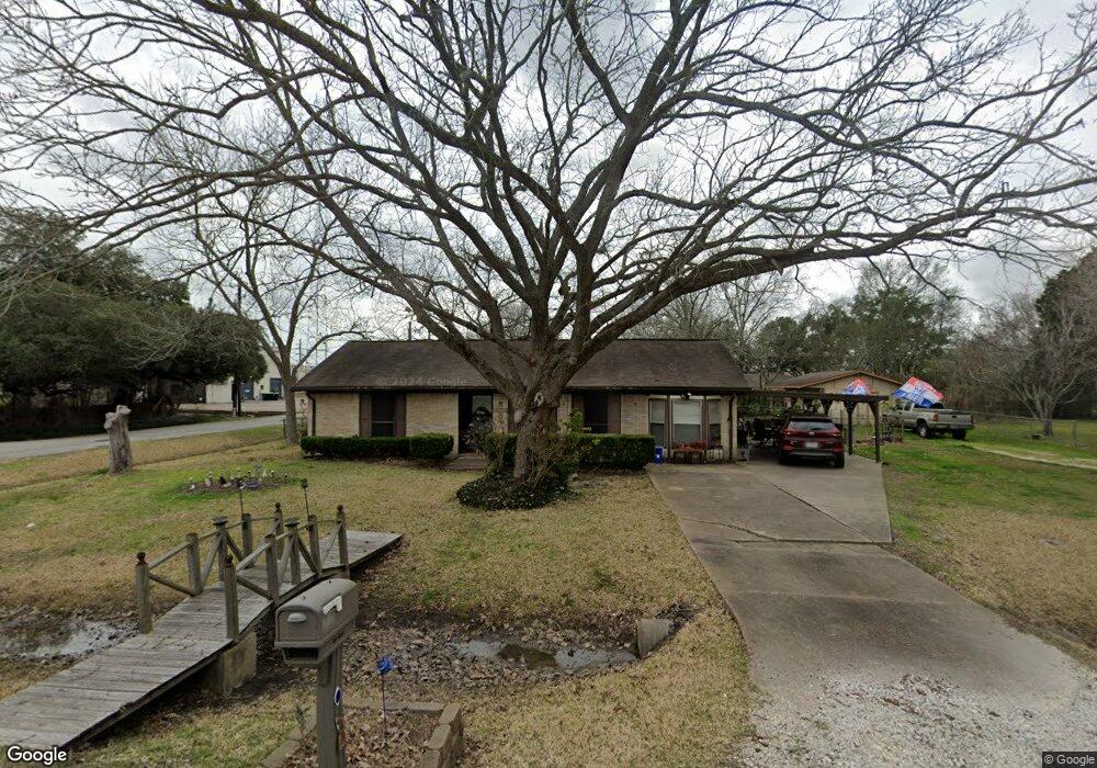 8822 Union St, Needville, TX 77461 - photo 1