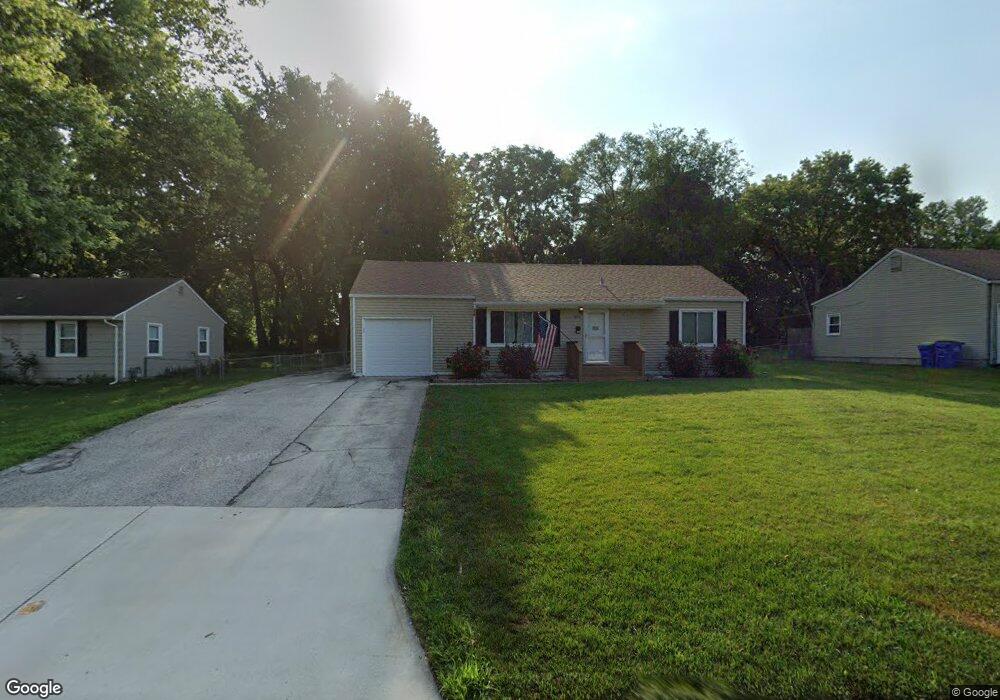 6515 Switzer St, Shawnee, KS 66203 - photo 1