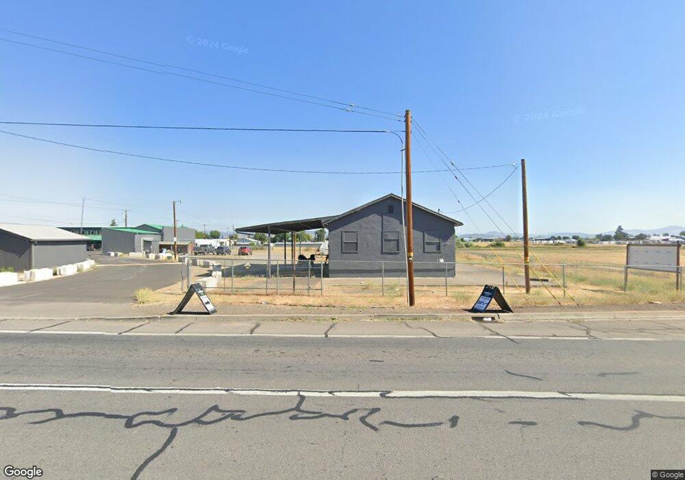 37 E Vilas Rd, Central Point, OR 97502 - photo 1