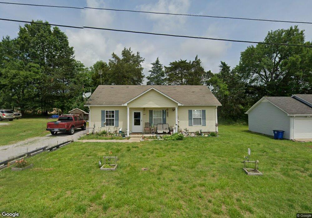 140 Stonefield Cir, Shelbyville, TN 37160 - photo 1