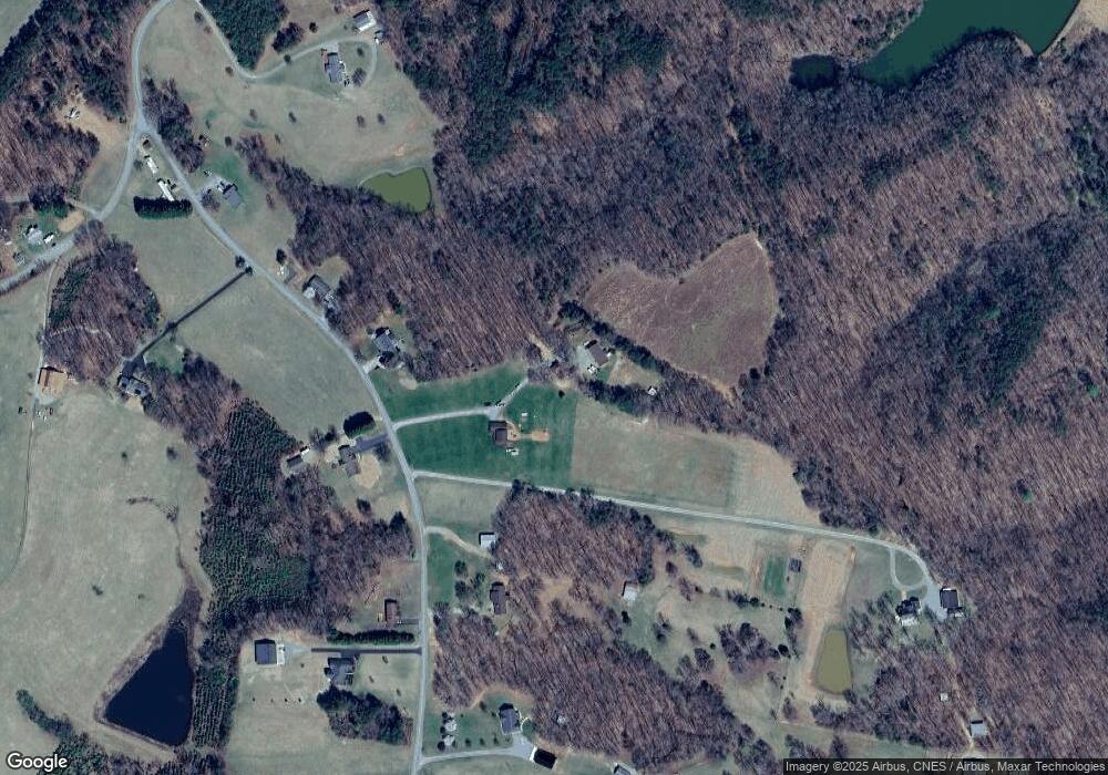 555 N Fork Rd, Martinsville, VA 24112 - photo 1