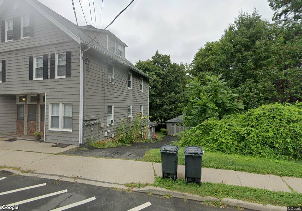 97 Claremont Rd Apt 4, Bernardsville Boro, NJ 07924 - photo 1