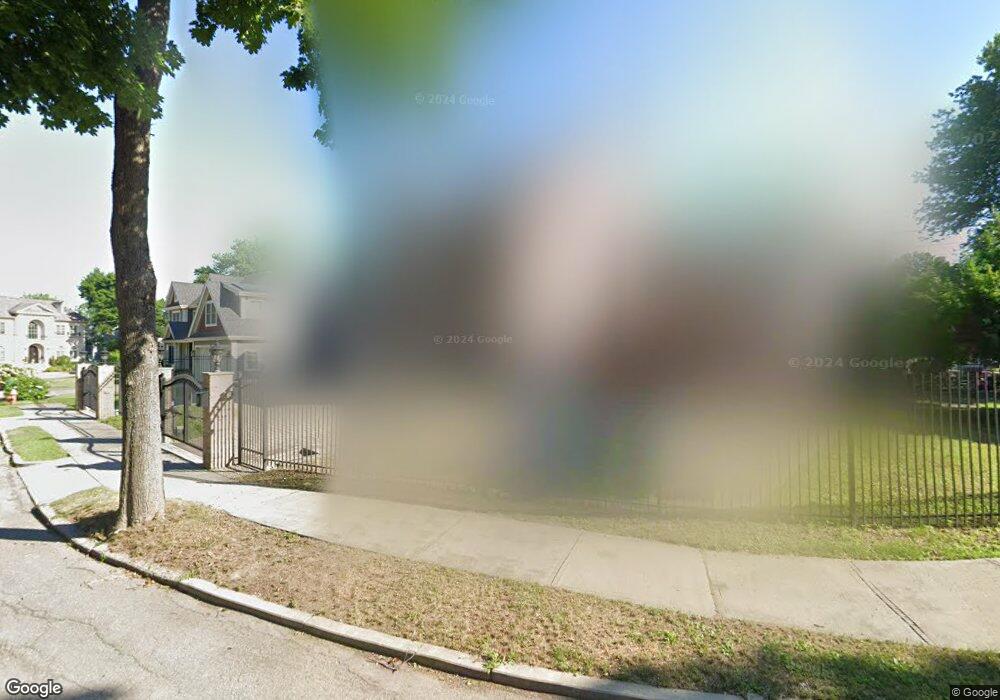 30 Village Cir, Newton Center, MA 02459 - photo 1