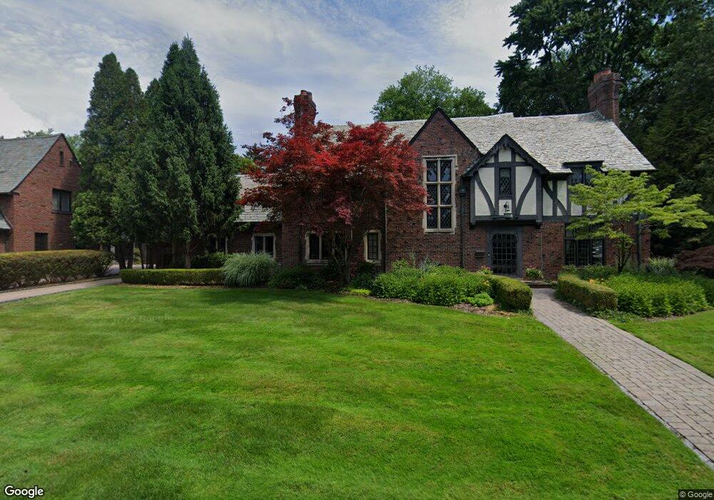 68 Cloverly Rd, Grosse Pointe Farms, MI 48236 - photo 1