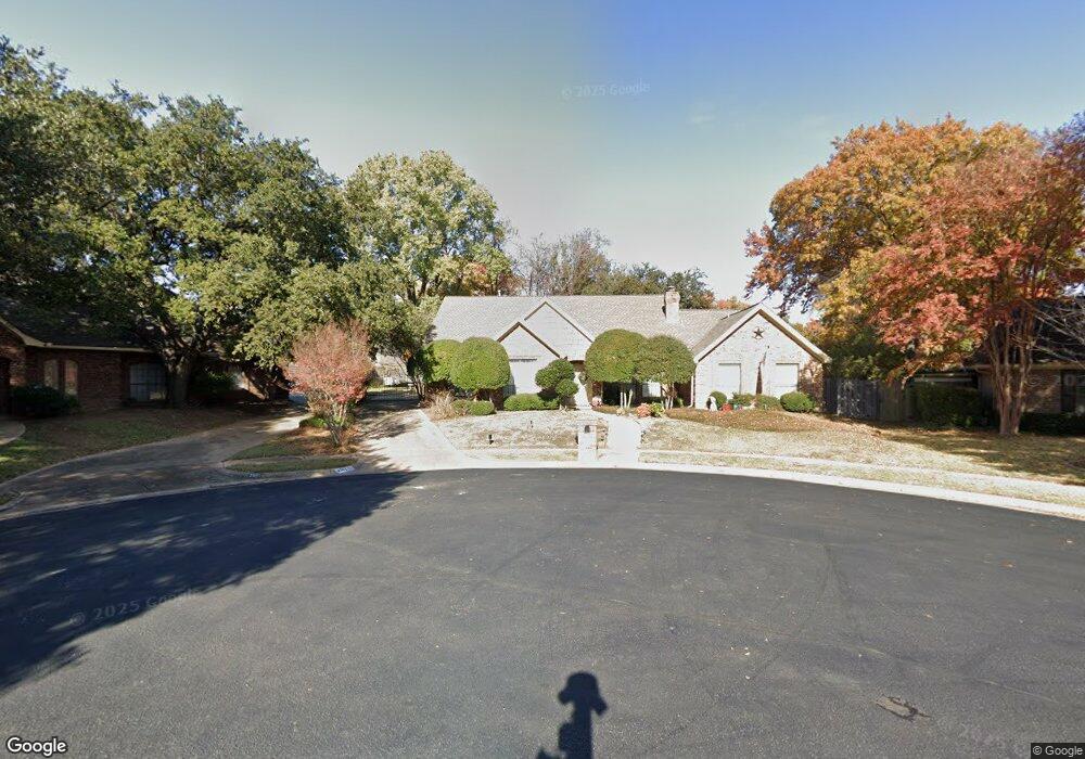 2001 Prescott Ct, Bedford, TX 76021 - photo 1