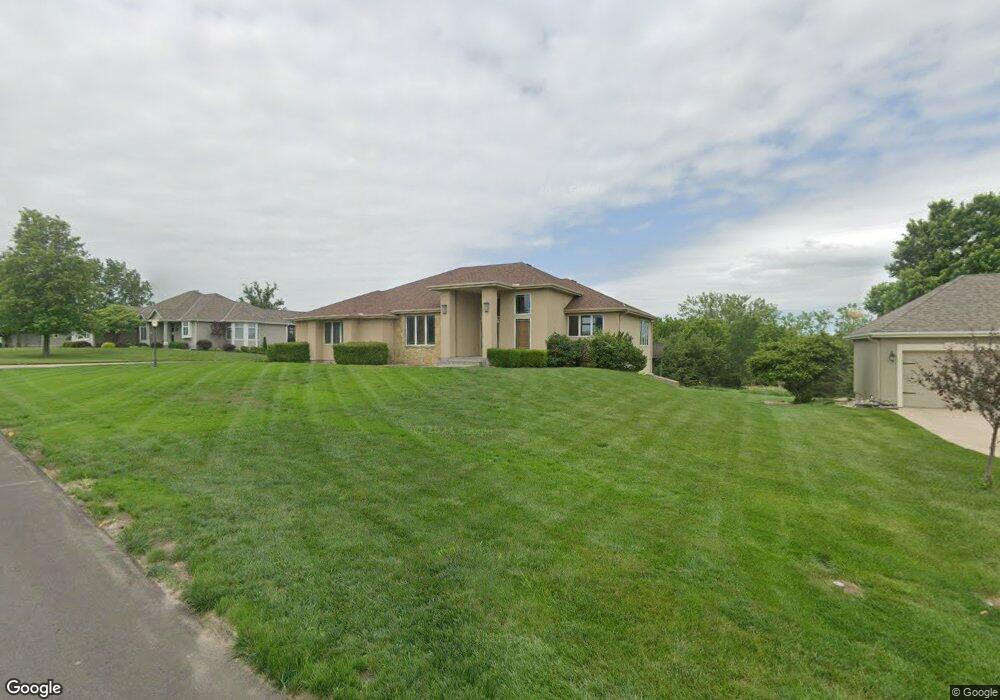 4139 SW Aylesbury Rd, Topeka, KS 66610 - photo 1