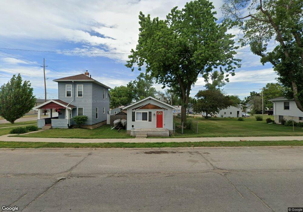 1144 16th Ave SW, Cedar Rapids, IA 52404 - photo 1