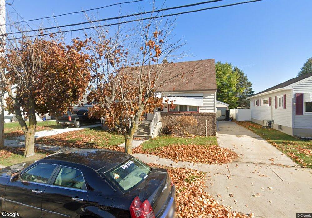 2415 W River St, Two Rivers, WI 54241 - photo 1