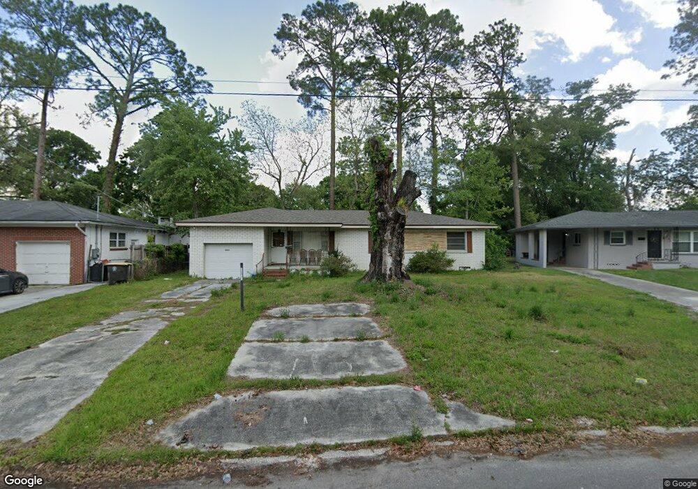 5025 Romilly Dr E, Jacksonville, FL 32210 - photo 1