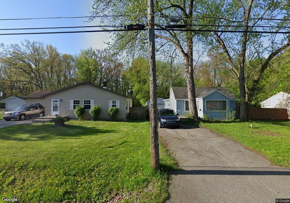 1156 Lincoln Dr, Flint, MI 48507 - photo 1