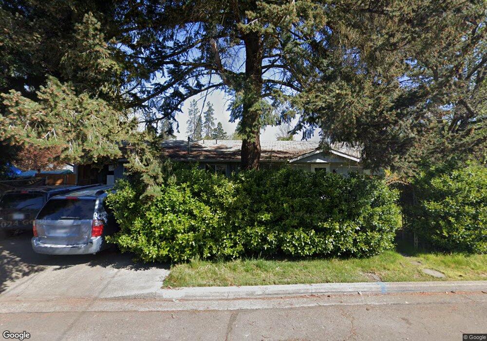 1500 SW I St, Grants Pass, OR 97526 - photo 1