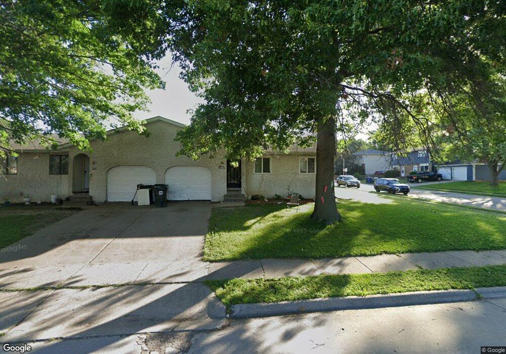 614 W 61st St, Davenport, IA 52806 - photo 1