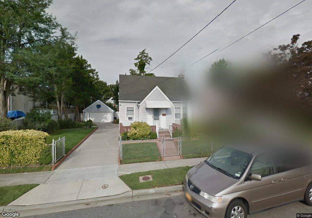 5 Clinton St, Elmont, NY 11003 - photo 1